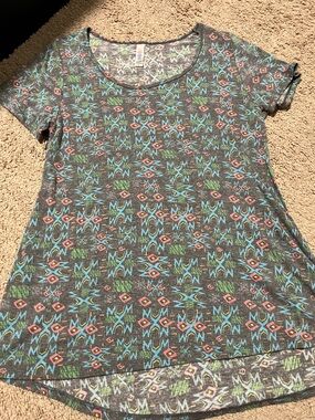 LuLaRoe S Classic T